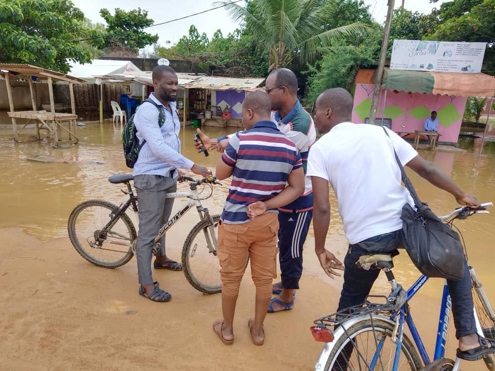 Grand-Bassam Solidarité – Soutien aux Populations Touchées par les Inondations