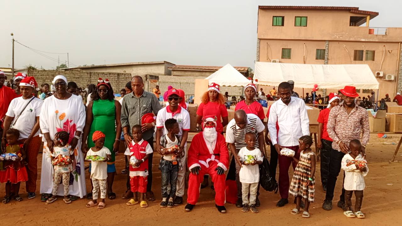 Le Royaume des Tout-Petits : Noël magique 2024 à Oddos Mosquée Sylla  