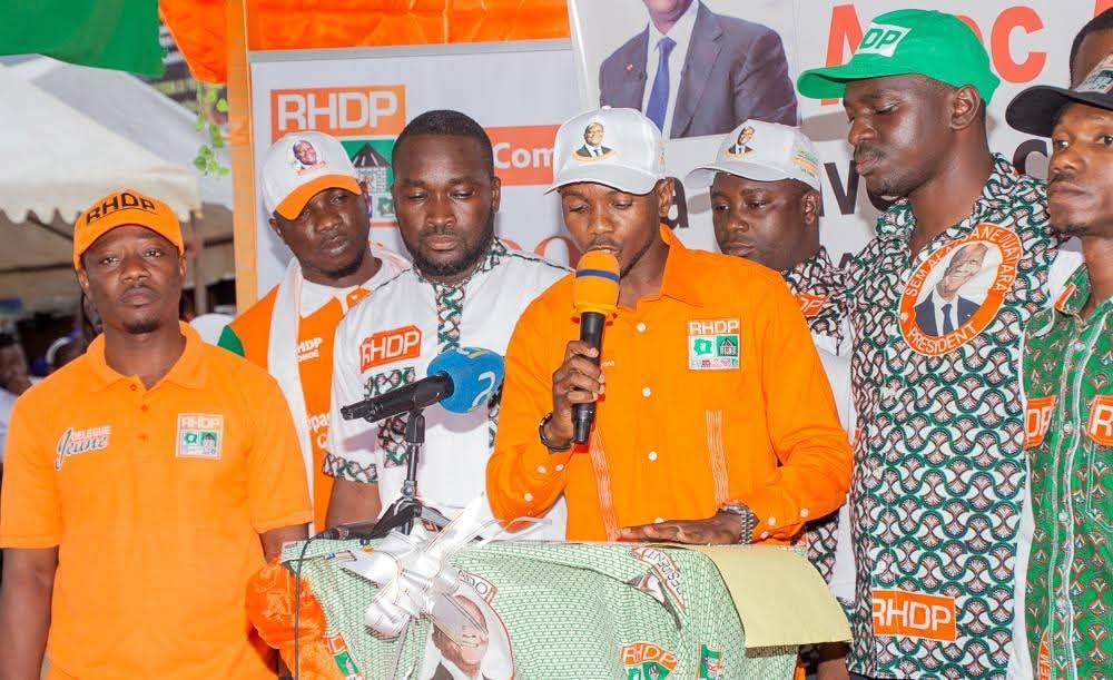 Pré_Congrès_RHDP – Une jeunesse debout et déterminée derrière le Président Alassane Ouattara